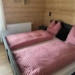 Herberg Peer Alm *