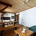 Herberg Peer Alm Navis