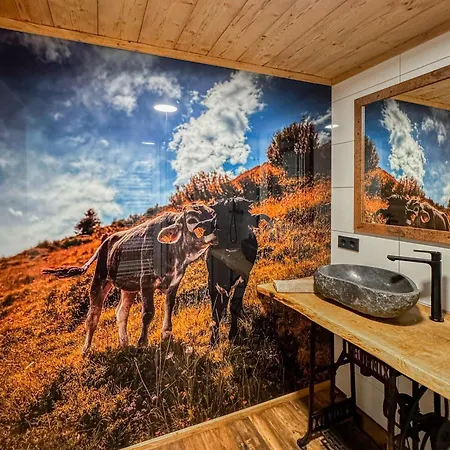 Värdshus Peer Alm Navis