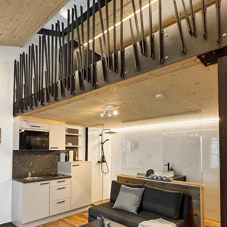 Värdshus Peer Alm *